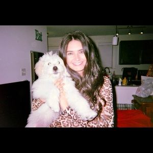 Meet your Posher, Abigail